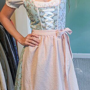 Authentic German Dirndl - Incl. 2 aprons!